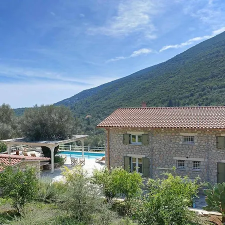 Leda Villa *